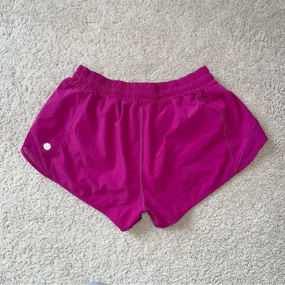 Lululemon Hotty Hot Shorts Ripened Raspberry - Picture 2 of 9